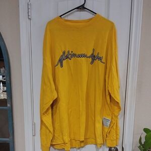 FUBU Vtg Unique platinum fubu FAT ALBERT T